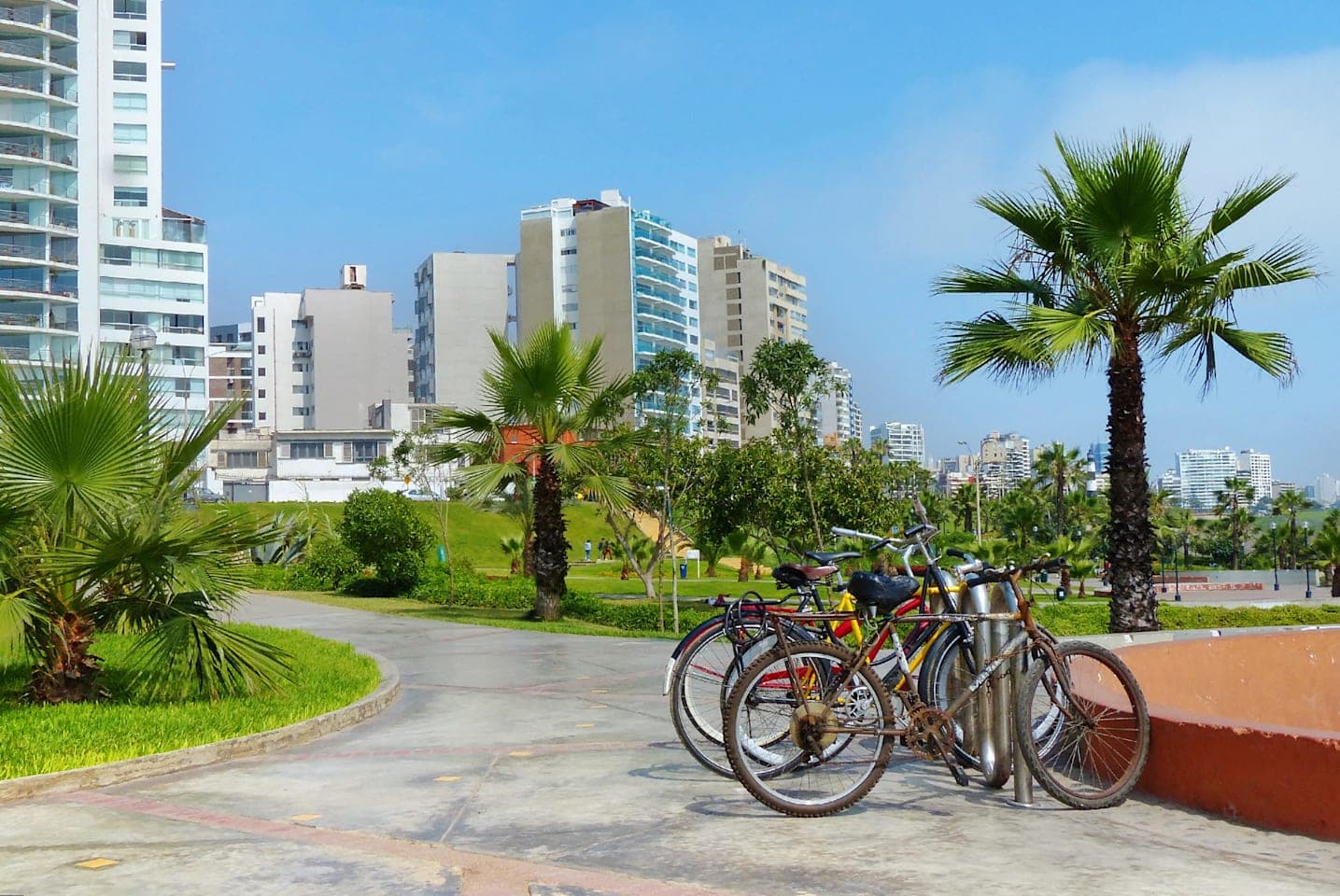 Bike Tour durch Miraflores und Barranco thumbnail