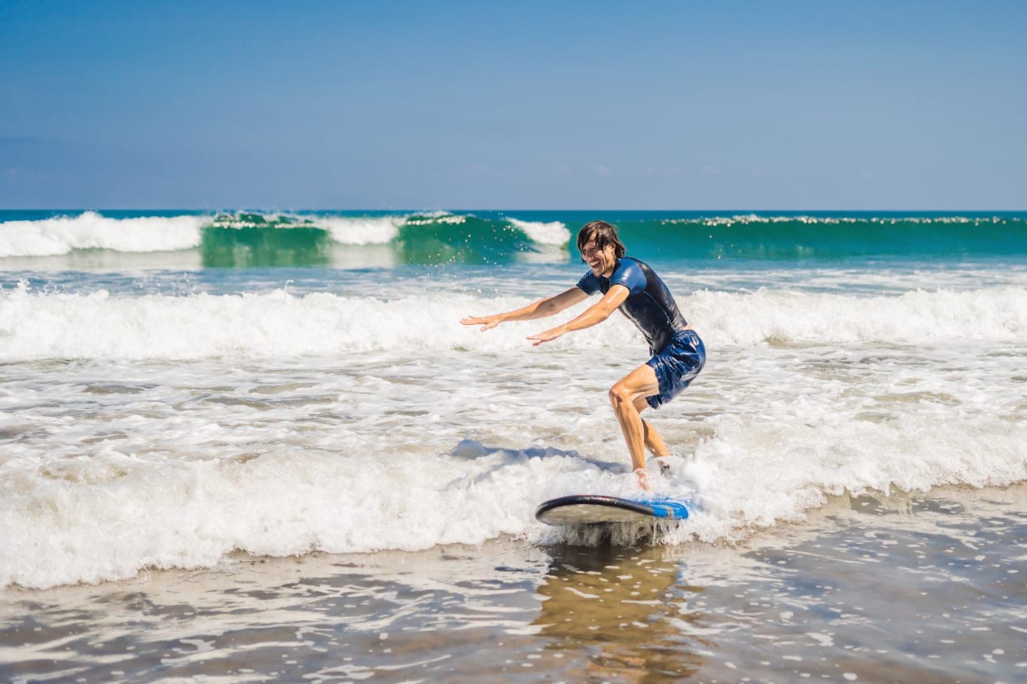 Private surfing lessons thumbnail